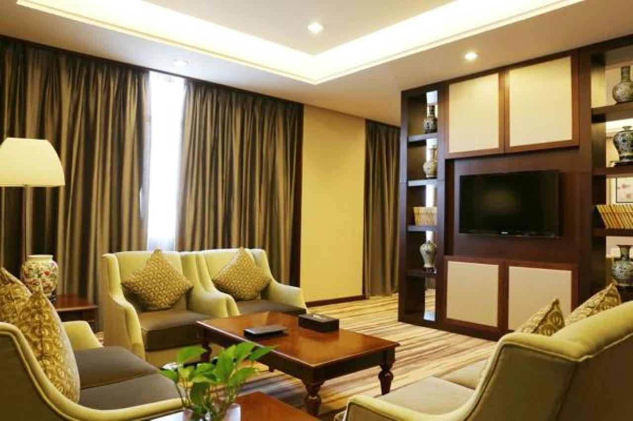 Ramada Suzhou Luzhi Hotel Екстериор снимка