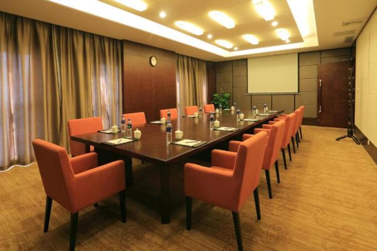 Ramada Suzhou Luzhi Hotel Екстериор снимка